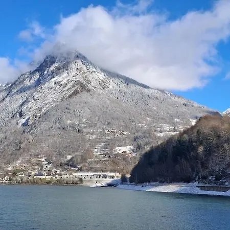 Montagne Et * فوياني
