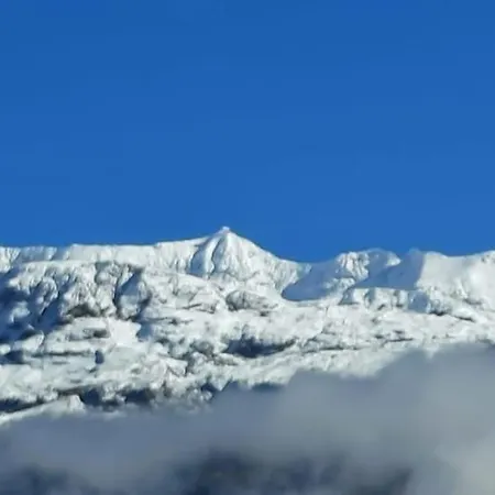 Apartment Montagne Et *